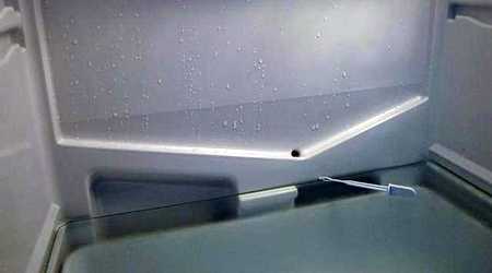 Чистка дренажной системы холодильника