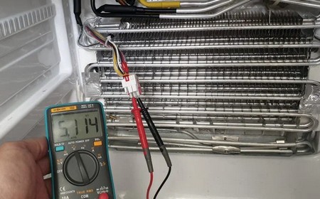 Холодильник не морозит