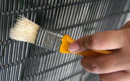 Холодильник не морозит