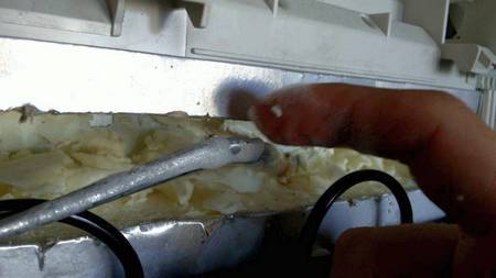 Не морозит верхняя камера холодильника