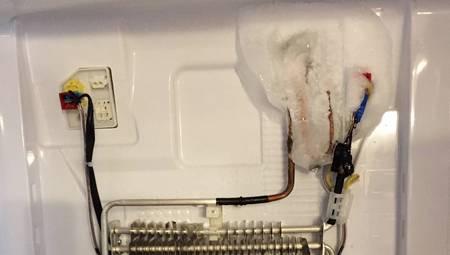 Не морозит верхняя камера холодильника