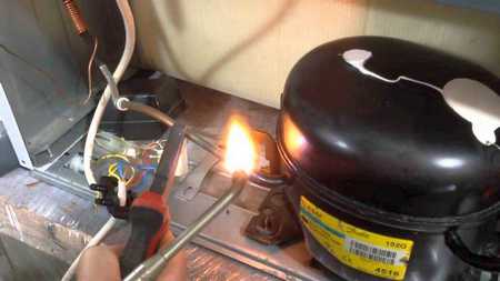 Не работает холодильник