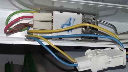 Холодильник перемораживает продукты