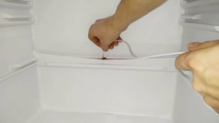 Холодильник перемораживает