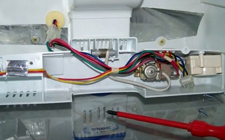 Шумит холодильник