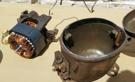 Сильно гудит холодильник