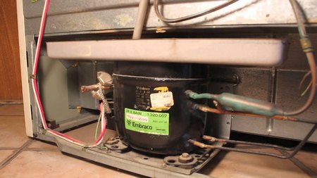 Холодильник включается и сразу выключается